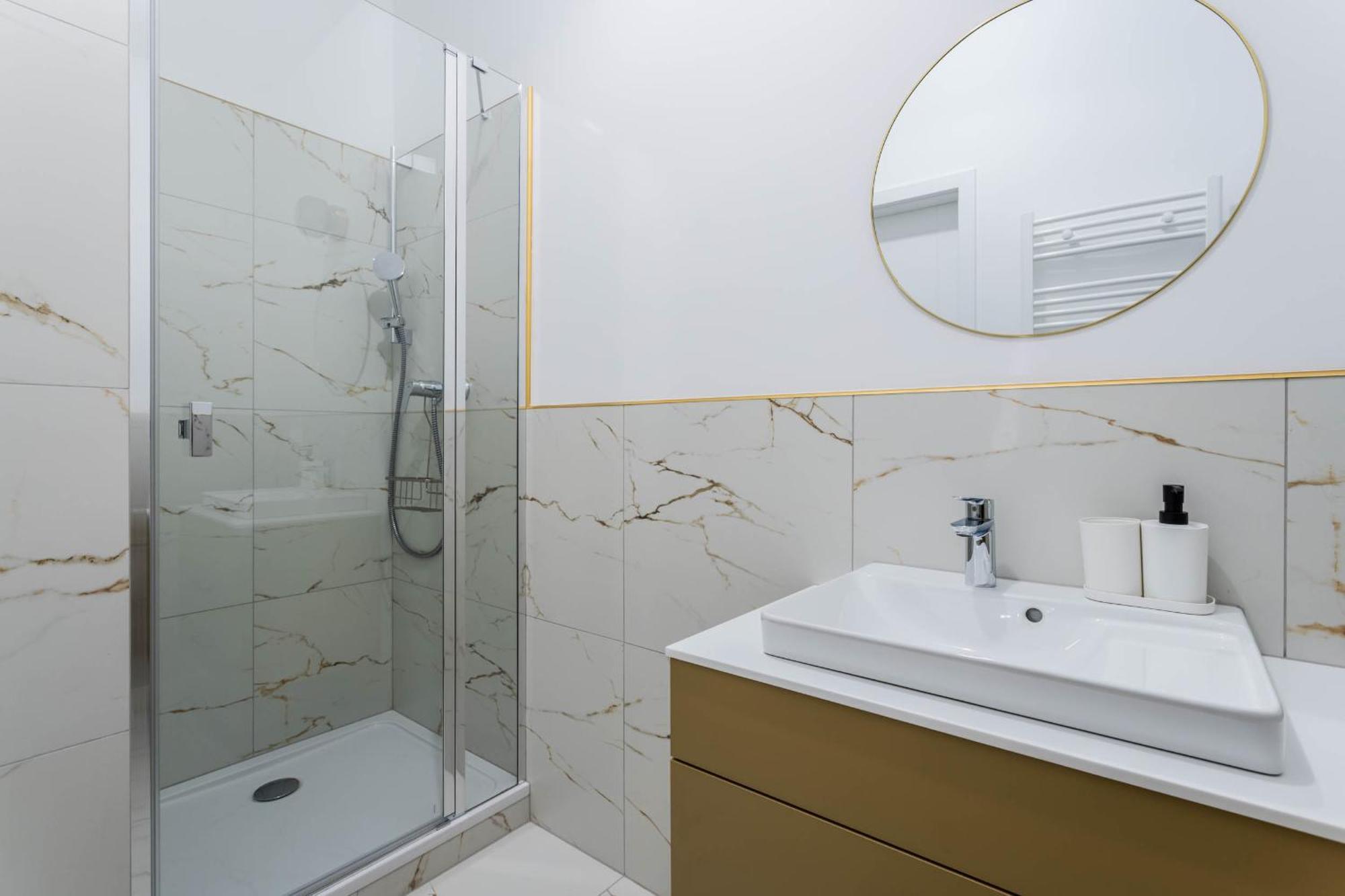 Nowoczesne I Stylowe Studia Very Berry W Poznaniu By Noclegi Renters Exterior photo