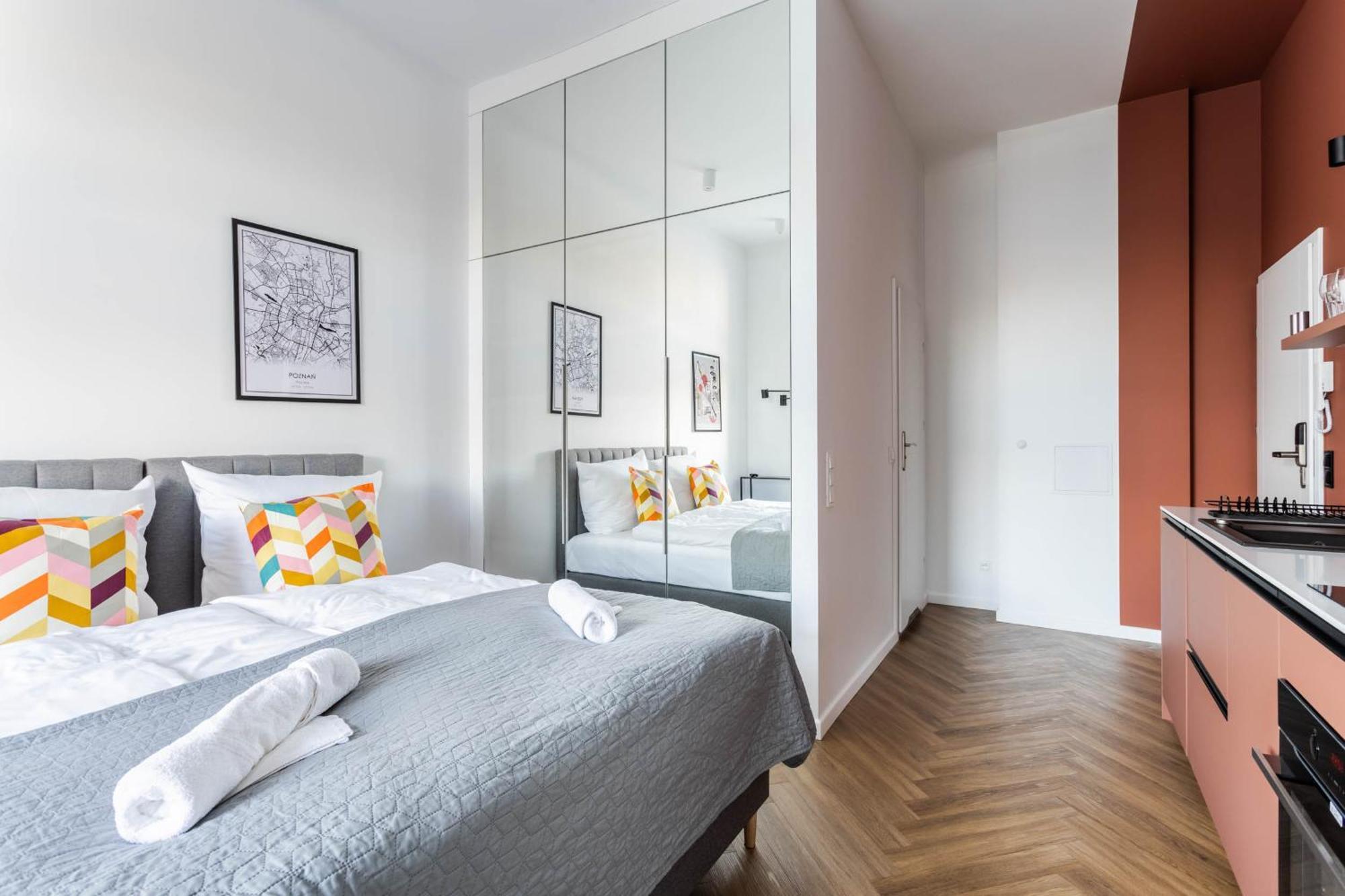 Nowoczesne I Stylowe Studia Very Berry W Poznaniu By Noclegi Renters Exterior photo