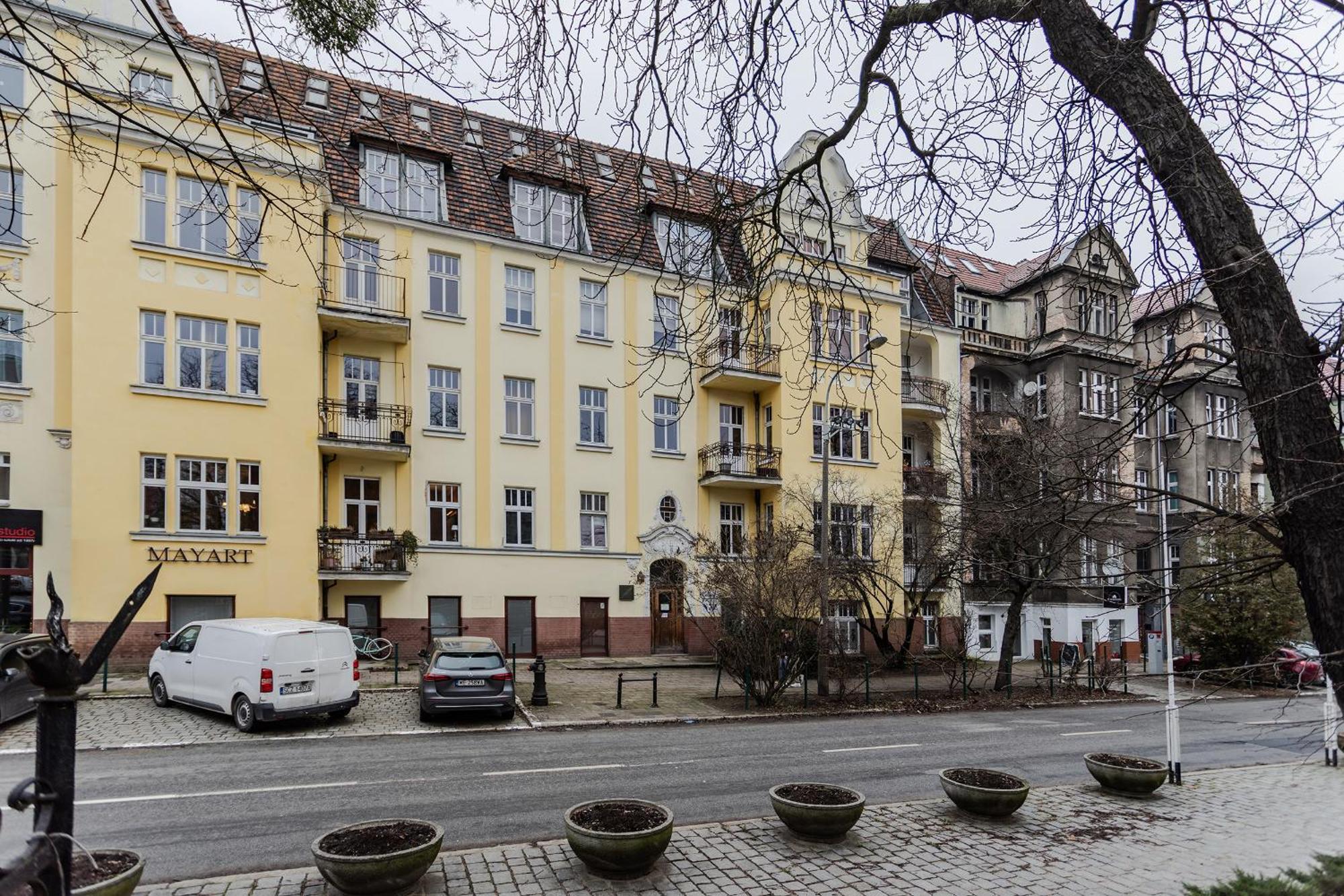 Nowoczesne I Stylowe Studia Very Berry W Poznaniu By Noclegi Renters Exterior photo